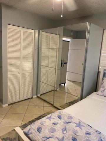 Modern 2/1 Apt Near Midtown And Beaches 마이애미 외부 사진