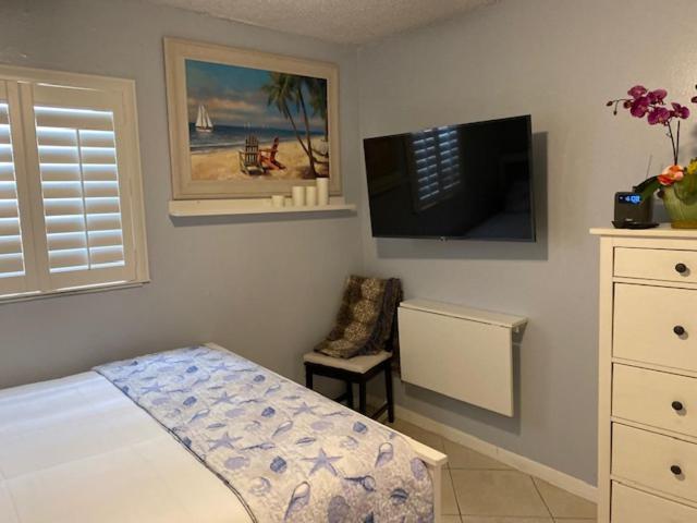 Modern 2/1 Apt Near Midtown And Beaches 마이애미 외부 사진