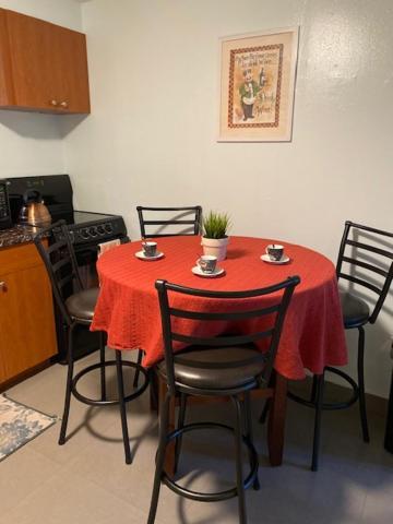 Modern 2/1 Apt Near Midtown And Beaches 마이애미 외부 사진