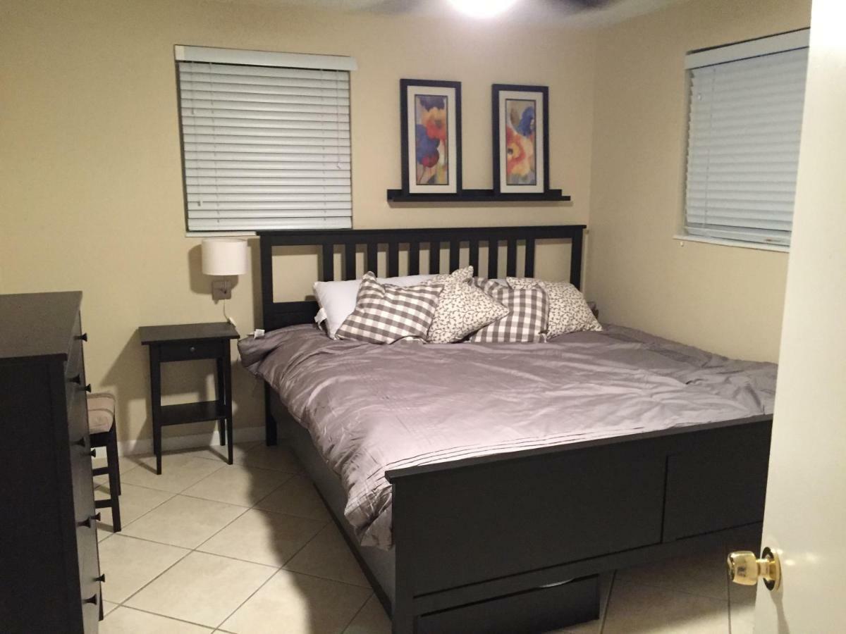 Modern 2/1 Apt Near Midtown And Beaches 마이애미 외부 사진